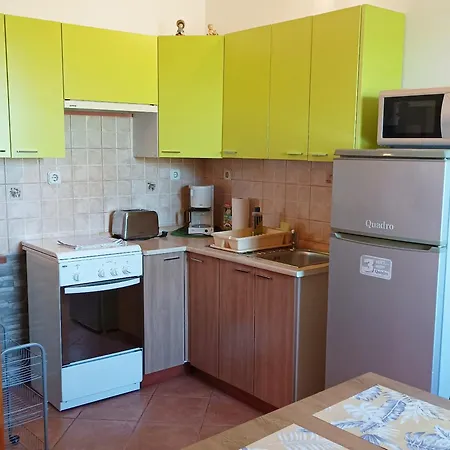 Apartment Anto Pula